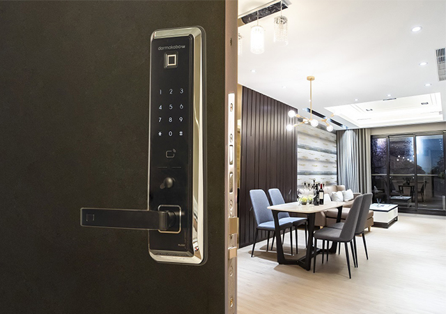 中興保全科技<br>好生活的細節<br>都幫您想好